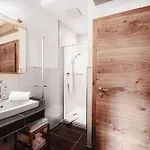 Daire Haus Kapeller Sankt Jakob in Haus